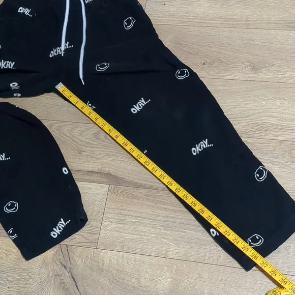 UO Smiley Faces Embroidered Corduroy Black Pants Unisex Size Small NWOT - Picture 8 of 12